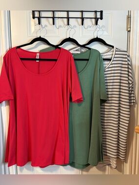 LuLaRoe Tunic Top Bundle (3)